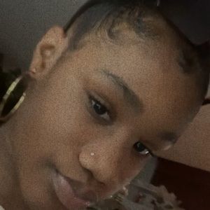 Meet your Posher, Alanna